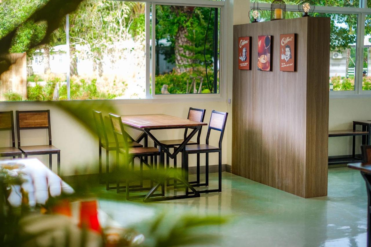 One Chumphon Hotel Exterior foto