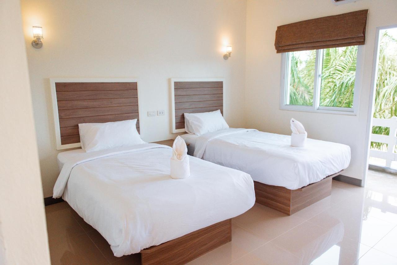 One Chumphon Hotel Exterior foto